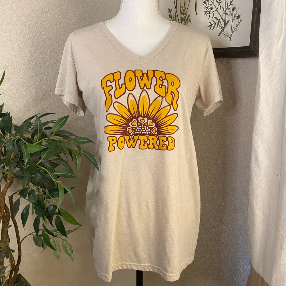 NWOT 🌼 Soul Flower 🌼 Tee - XXL - Chest 38.5”